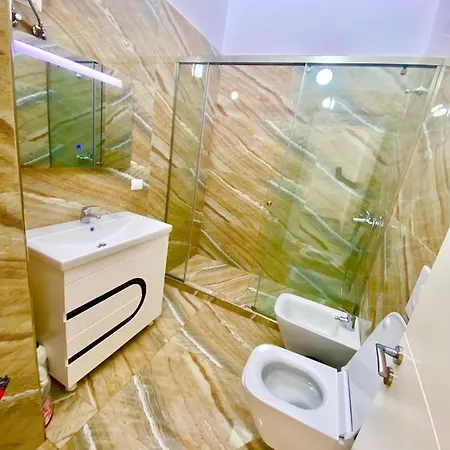 Luxury Penthouse Shkembi Kavajes Apartment *